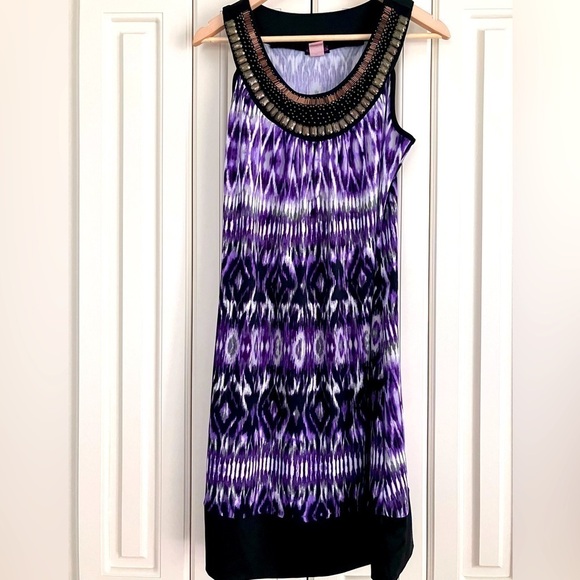 Comoco Jeweled Crew Neck MIDI Dress Size Medium - Picture 1 of 5